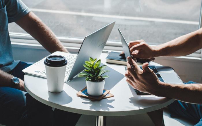 Wealthy people hiding in plain sight, having a coffee date. 